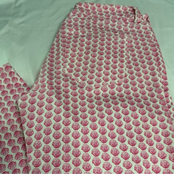Vineyard Vines Skinny Jeans with Pink Seashells Size 4 - Picture 2 of 5